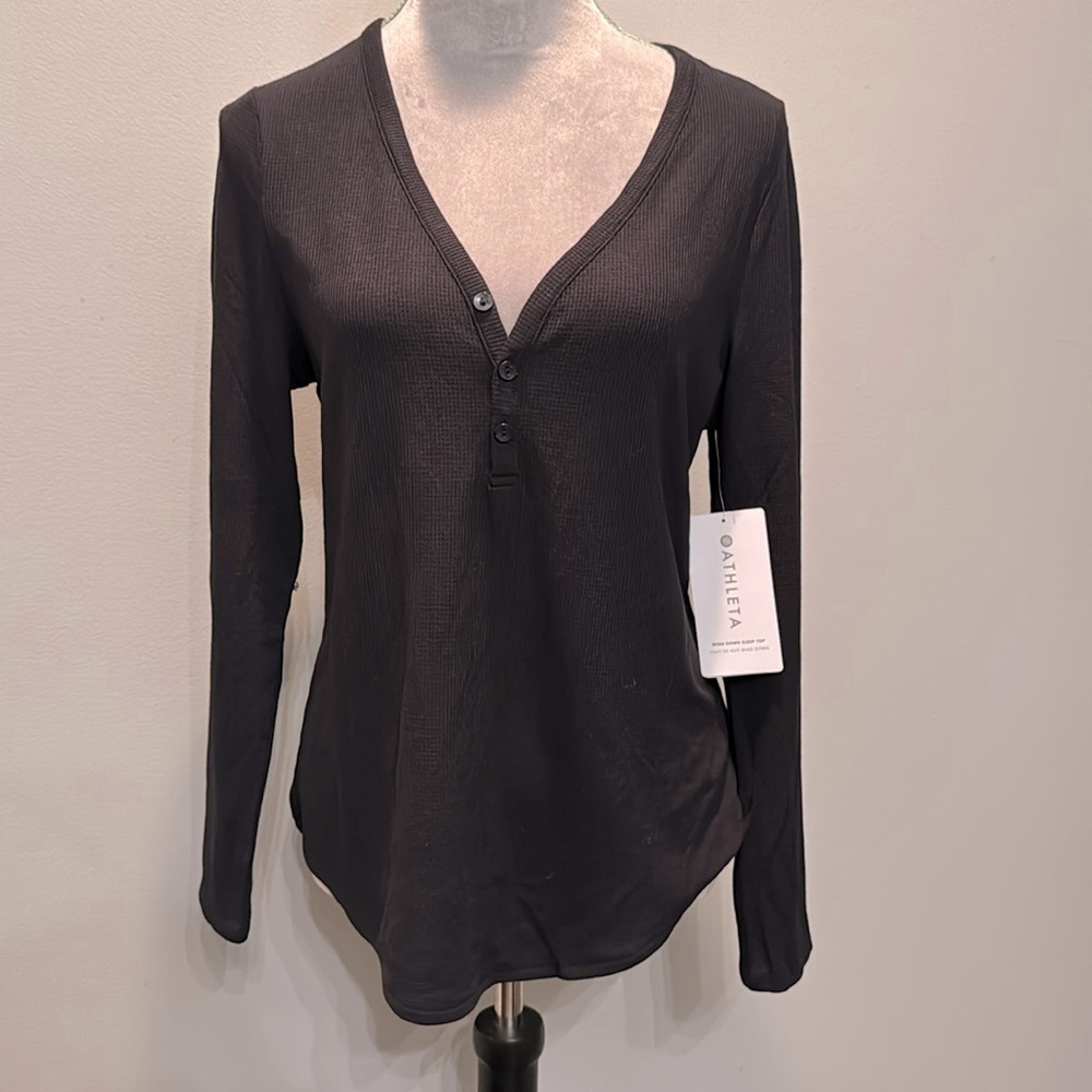 Athleta wind down sleep shirt NWT L